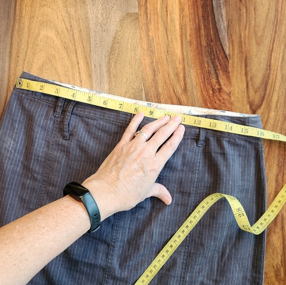 Cute American Eagle Size 4 Midi Mini Skirt Casual Comfy Vintage Tiny Stripe - Picture 4 of 8